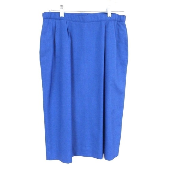 Woolrich Woman 2PC Skirt Suit Blue Career Plus 14 NWOT Never Worn Gold Buttons - Picture 4 of 5